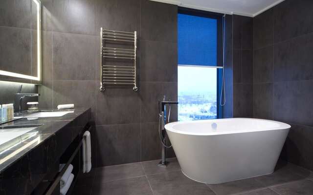Отель DoubleTree by Hilton Минск Минск-14